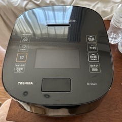 TOSHIBA 炊飯器
