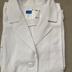 中古(美品)医療用白衣Mサイズ　3枚