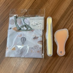 お食事エプロン　オマケ付