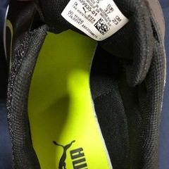 【美品】PUMAスニーカー　黒23cmの画像