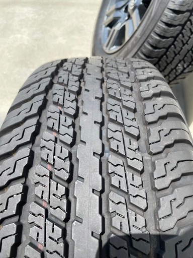 値下げ！ ハイラックス純正ホイール＋ジオランダーA/Tタイヤ 265/65R17