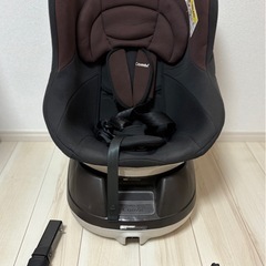 Combi チャイルドシート ネセルターンシリーズ

