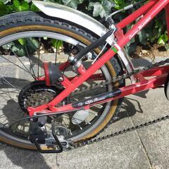【無料！】アルファロメオのロゴがお洒落！折り畳み自転車の画像
