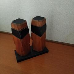 夫婦アイヌ木彫りの画像