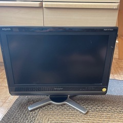テレビ　sharp　