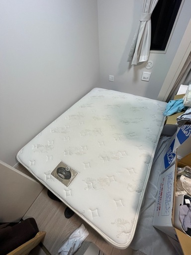 シモンズ　ダブルベッド　マットレスのみ