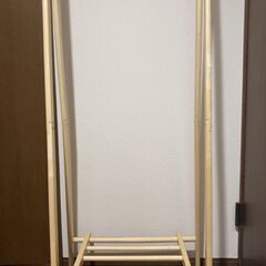 取りに来ていただける方限定！木製ハンガーラック　ナチュラル　差し上げます！