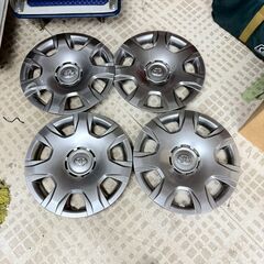 TOYOTA ホイールキャップ ハイエース 4点セット販売