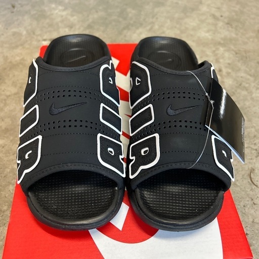 NIKE エアモア　アップテンポスライド