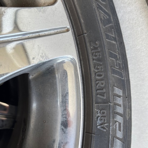 5月13日迄
215/50  R17LEGZASアルミホイール