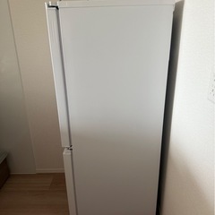 未使用　SHARP シャープ　冷蔵庫　179L どっちもドア　マットホワイトの画像