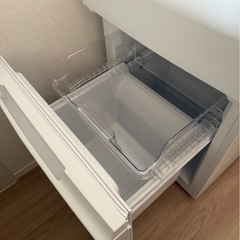 未使用　SHARP シャープ　冷蔵庫　179L どっちもドア　マットホワイトの画像