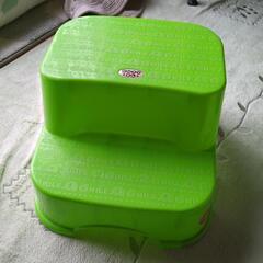 ベビー足踏み台