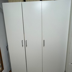 　IKEA　ワードローブ