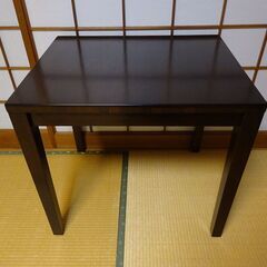 ダイニングテーブル　W74.5×D60×H74cm