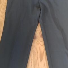 感動スーツ　UNIQLO　Sサイズ美品の画像