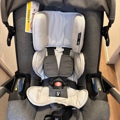 Doona Infant Car Seat ドゥーナ　インファントカーシート➕ISOFIX ベースの画像