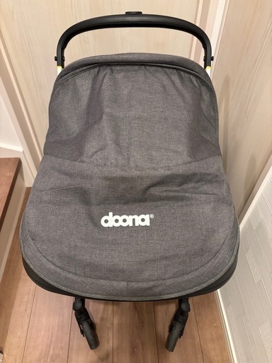Doona Infant Car Seat ドゥーナ　インファントカーシート➕ISOFIX ベース