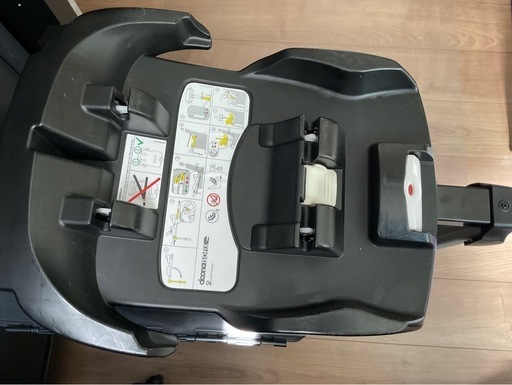 Doona Infant Car Seat ドゥーナ　インファントカーシート➕ISOFIX ベース