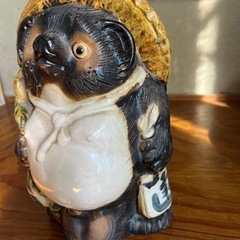 たぬきの置き物の画像