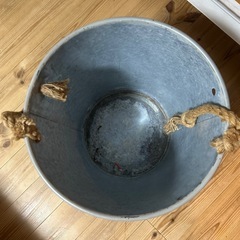 トタンバケツの画像