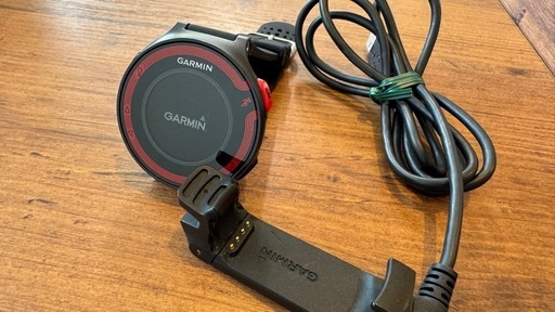 【極美品】GARMIN ForeAthlete 220J GPS/Bluetooth搭載 ランニングウォッチ　新品未使用バンド交換済み　ガーミン