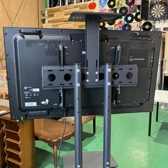 【2台あり/2020年製】PHILIPS 49インチ　49V モニター　テレビ台付き　動作okの画像