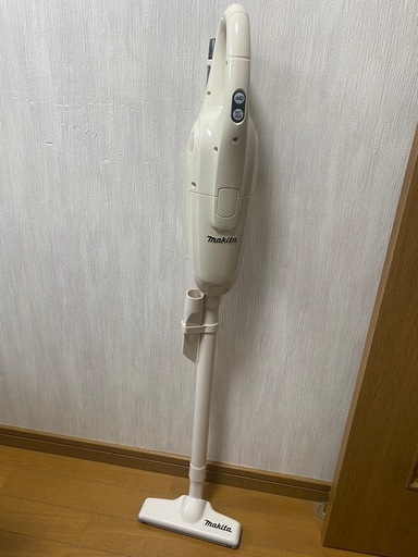 マキタ 10.8V充電式クリーナー CL102Dと充電器DC10WA(0312c)