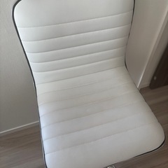 椅子、デスクチェアの画像