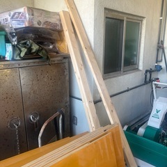 木材　多数　2 x4 コンパネの画像