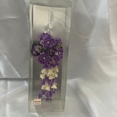 2回使用のみ　成人式髪飾り　