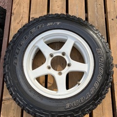 ジムニー　185/85r16 ブリヂストン　MTタイヤ