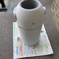 ピジョン　ステール　オムツ用ゴミ箱