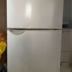 差し上げます 
SHARP 冷蔵庫