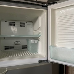 差し上げます 
SHARP 冷蔵庫の画像