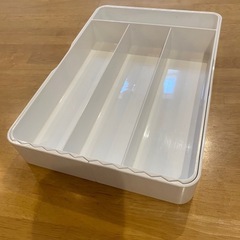 ニトリ　カトラリーケース