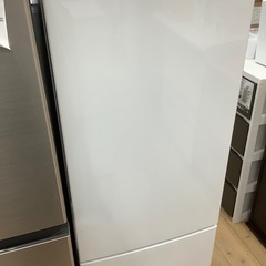 2ドア冷蔵庫のご紹介です。