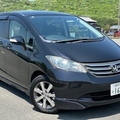 車検付き（R8年4月迄）即乗り可！3列シート7人乗りのコンパクト...