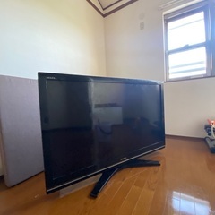 52型テレビ　TOSHIBA REGZA