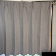 【美品　出窓にぴったり】カーテン2枚セット