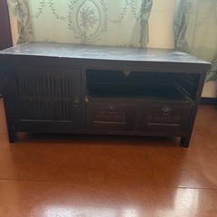 アジアン調のテレビ台