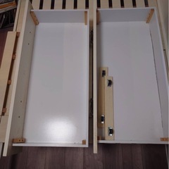 収納引き出し付きセミダブルベッドの画像