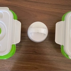 （さらに大幅値下げしました）フォーサ真空保存容器　本体➕容器 