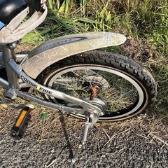 ブリヂストン子供自転車16インチの画像