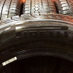【走行短め】PIRELLI ICE ZERO ASIMMETRICO 215/60R16 16インチ スタッドレス 4本 22年製 ヴェゼル エスティマ CX-3等　(KTM377)の画像