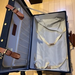 美品　
スーツケース　デニムの画像
