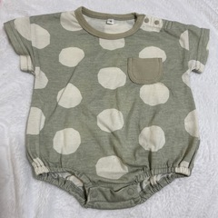 70サイズ　ロンパース