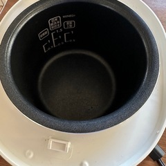 アイリスオーヤマ1.5合炊飯器(RCーMF15ーW)