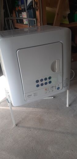 断捨離）洗濯乾燥機台付き　ほぼ未使用品　15000円