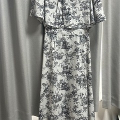 ワンピースなど 女性服10点